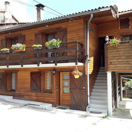 Villa Au chalet d'Anna Saint-Rambert-en-Bugey Exterior foto