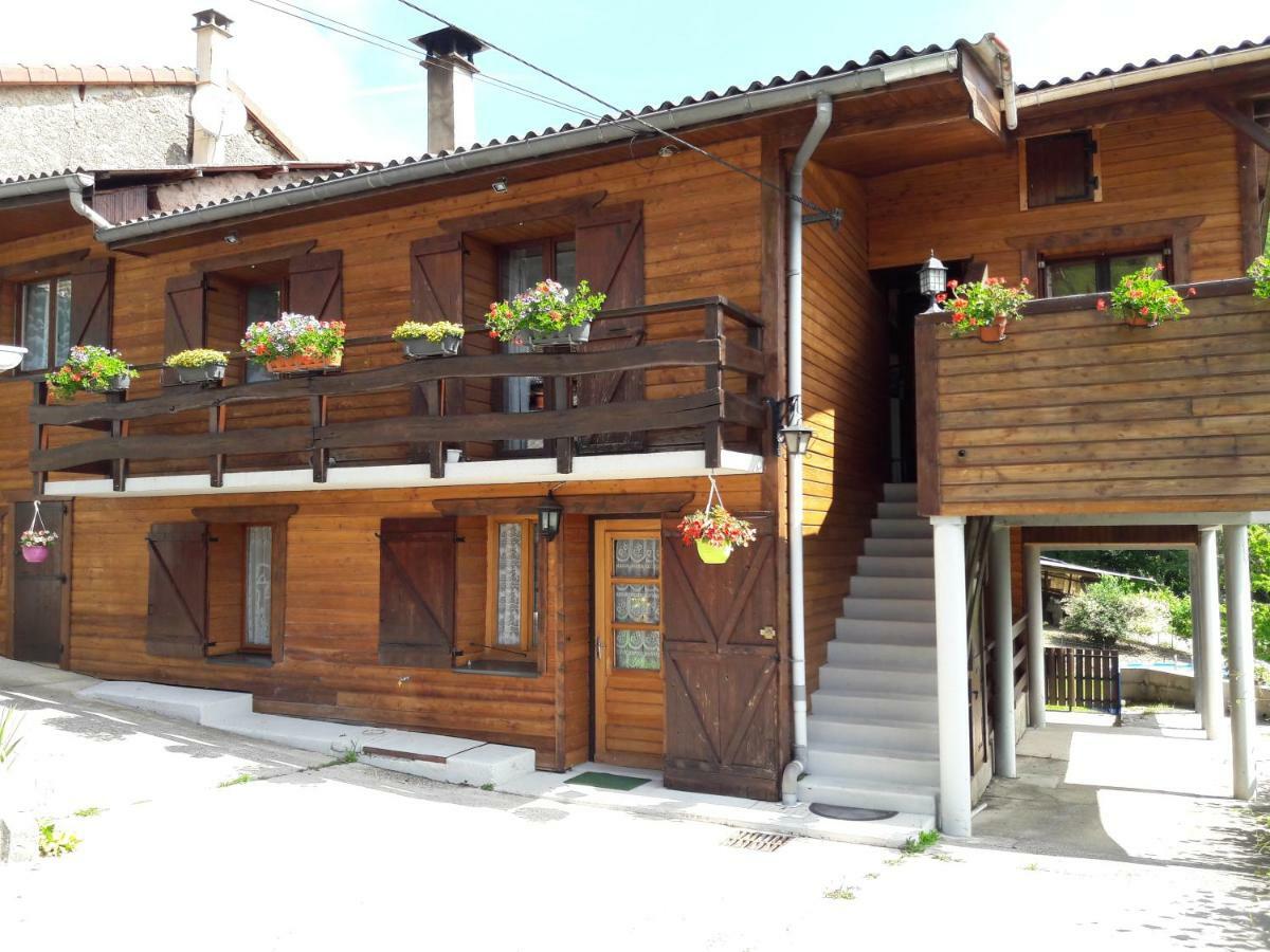 Au chalet d'Anna Saint-Rambert-en-Bugey Exterior foto